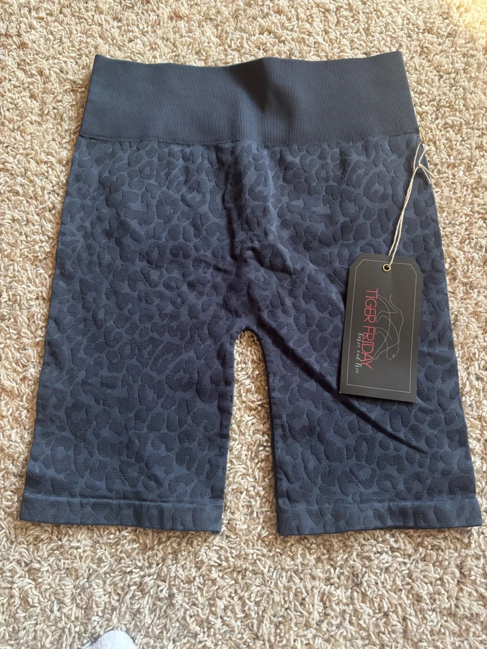 Tiger Friday Women's Black Bike Seamless Shorts - Textured Leopard Print